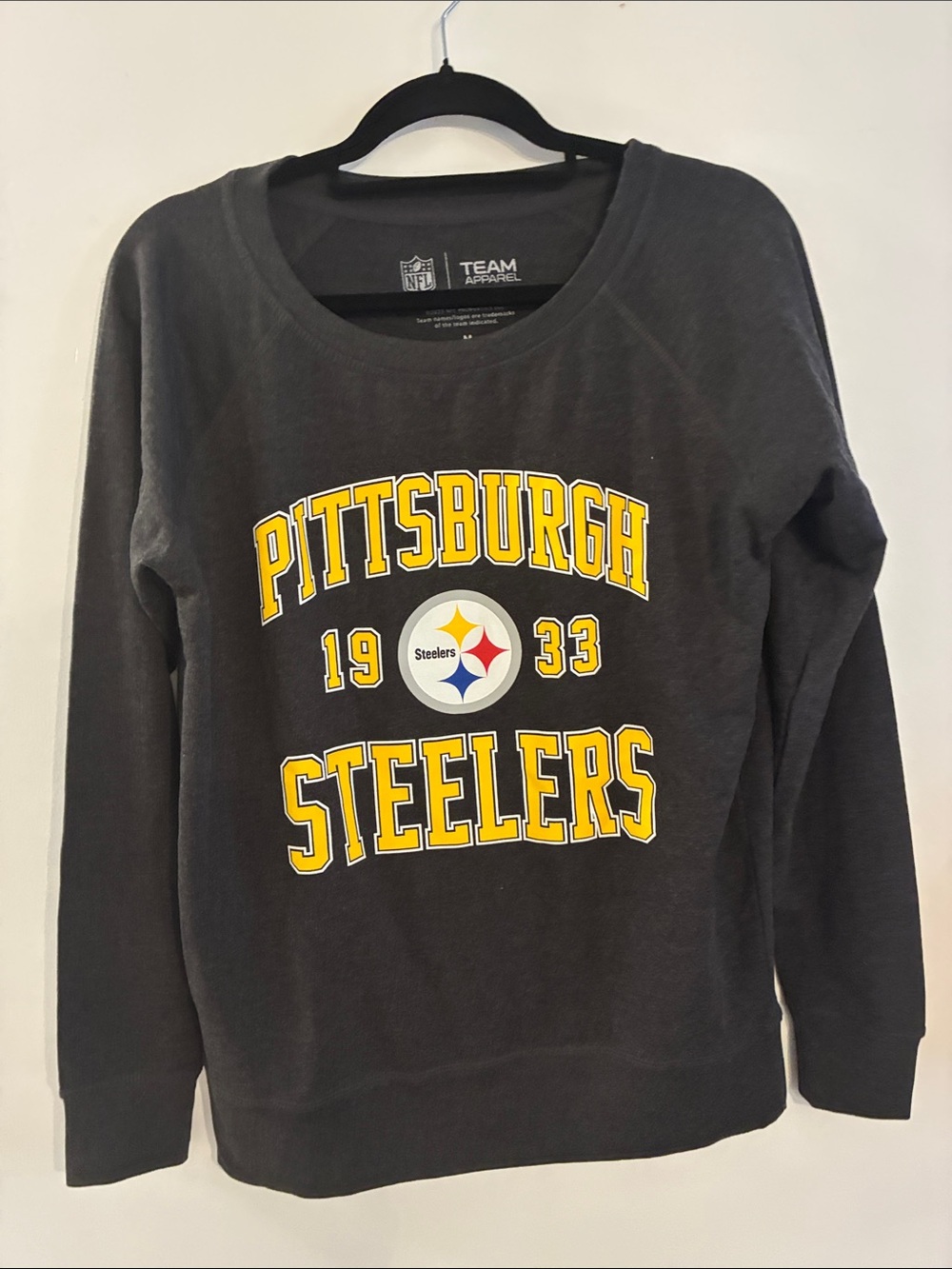 Womens Retro VTG NFL Pittsburgh Steelers Grey Yellow Scoop Neck Medium NWOT